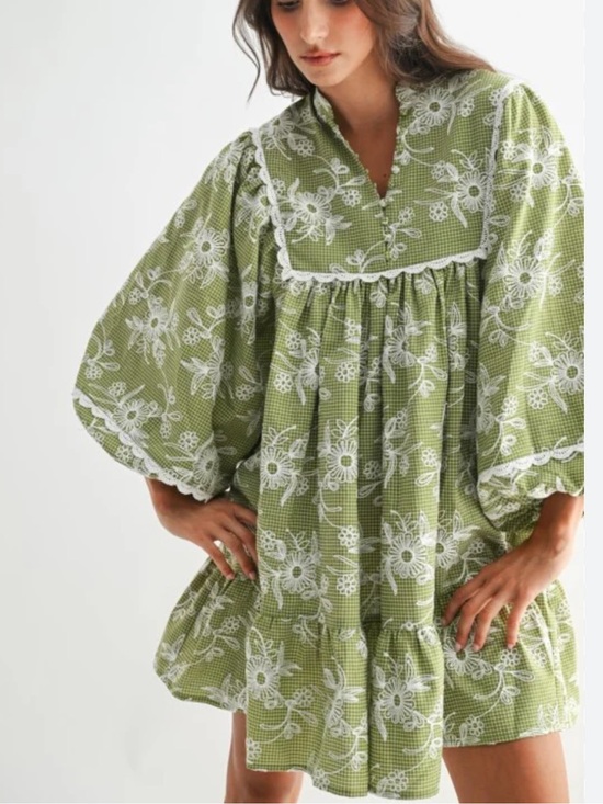 Camellia Dresses & Skirts - Balloon-Sleeve Floral Green Spring Summer Dress Boutique Camellia Large NWT